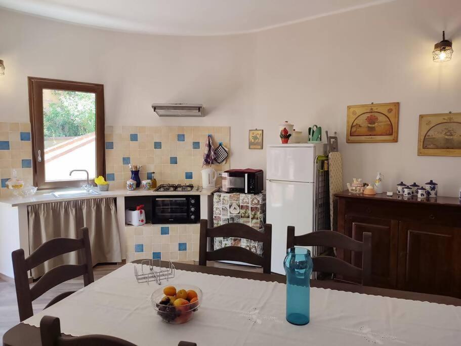 Da Nonna Cettina Appartamento In Villa Con Piscina Palermo Exterior photo