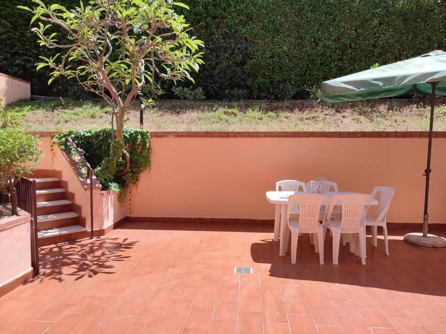 Da Nonna Cettina Appartamento In Villa Con Piscina Palermo Exterior photo